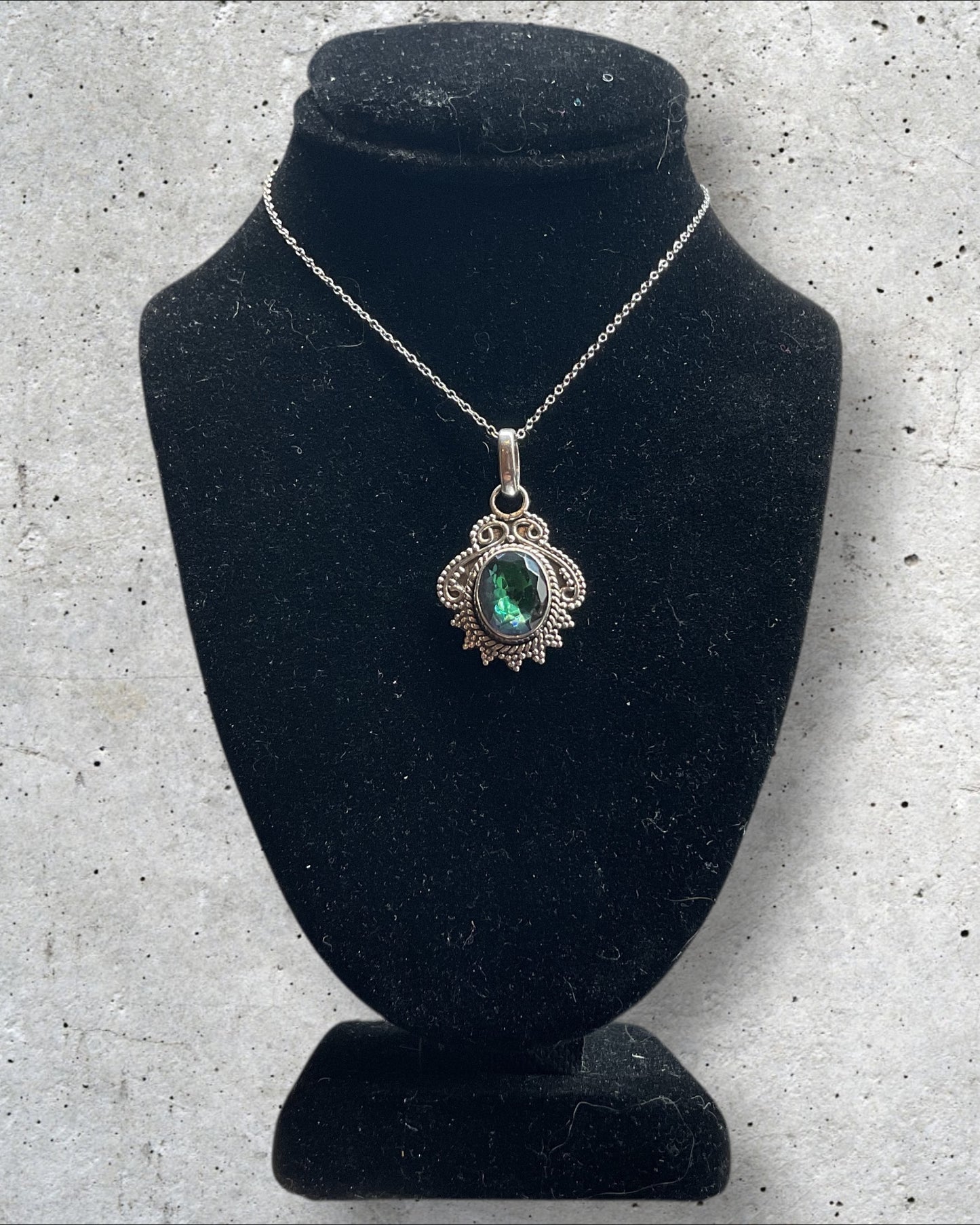Affordable Luxury Collection - Dainty Necklace