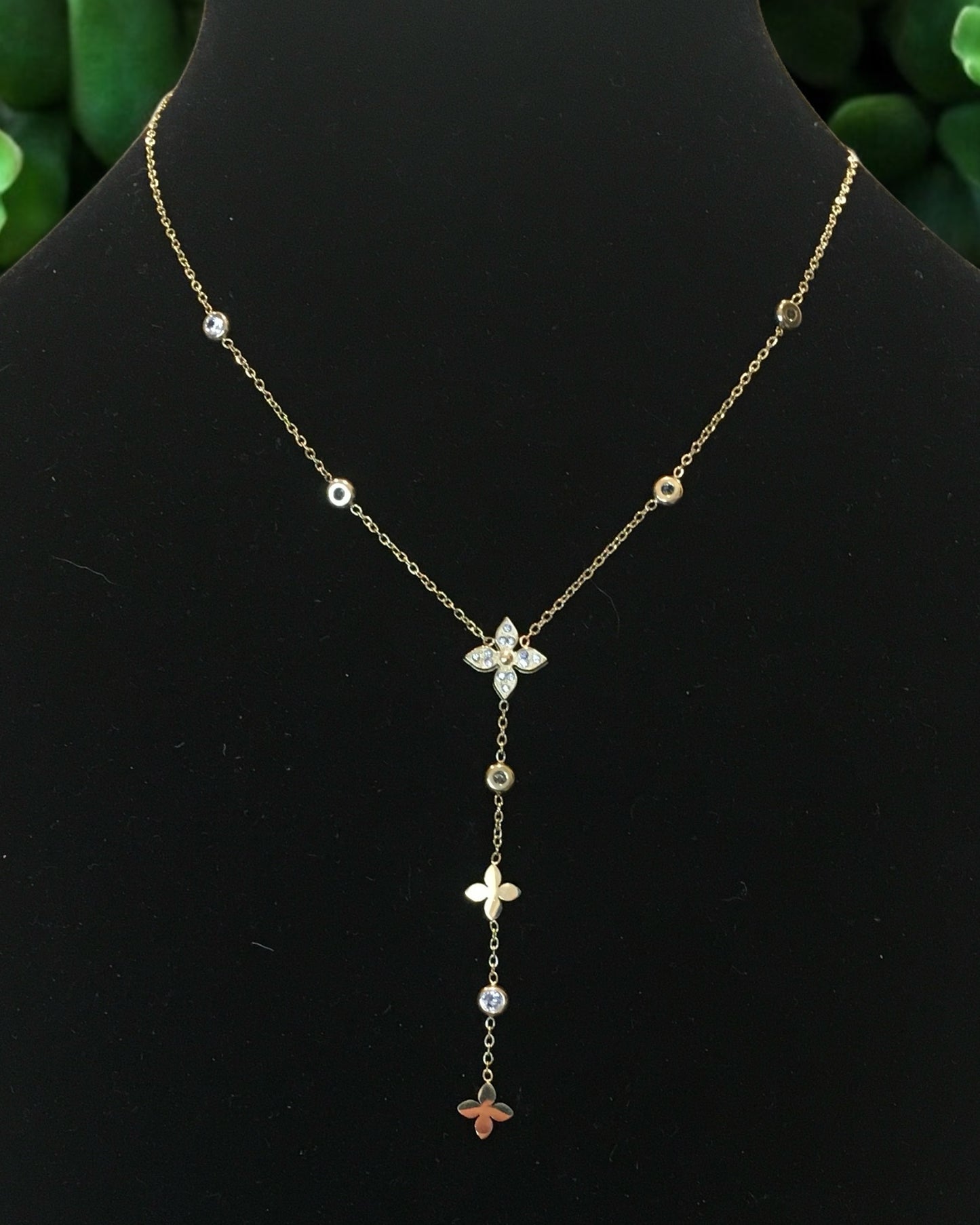 Dainty Bling Necklace