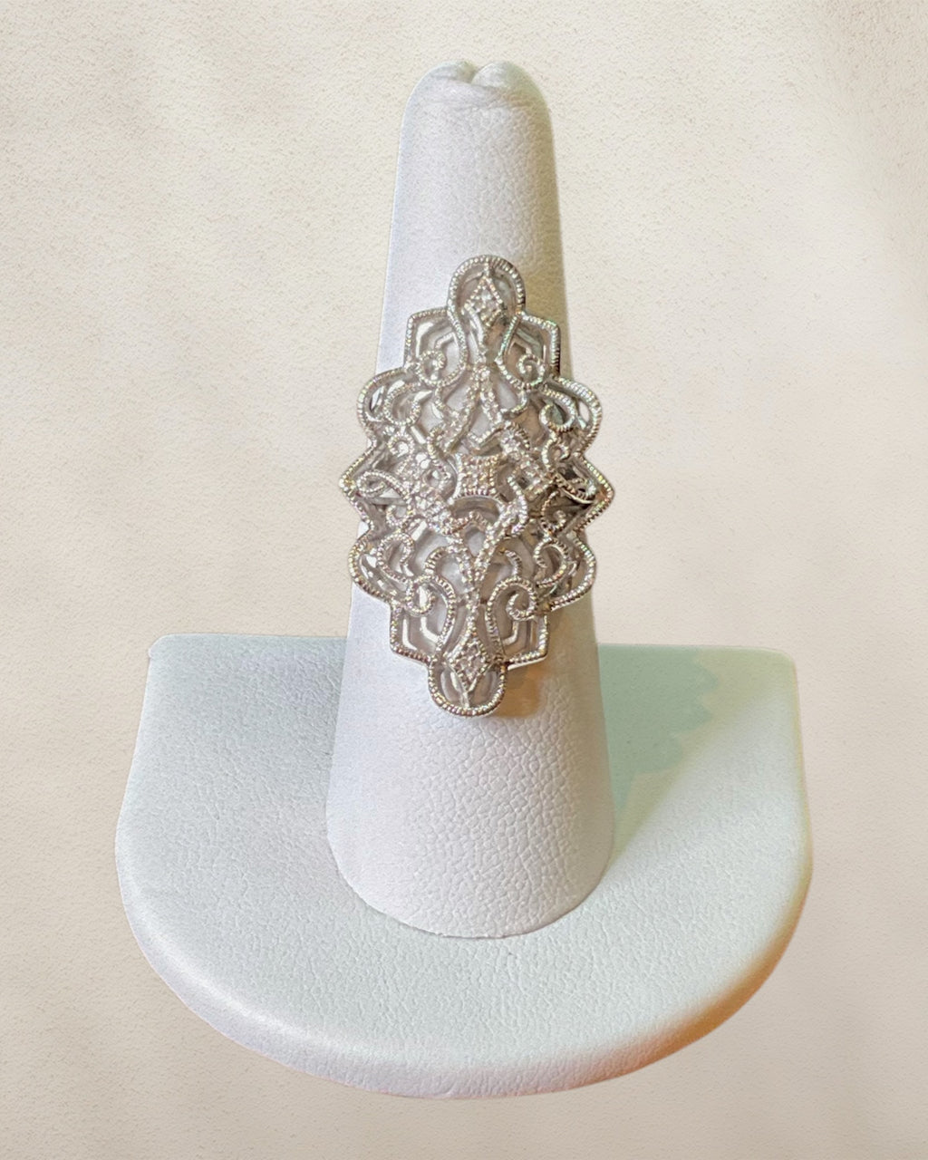 Saavy Cie Sterling Silver Filagree Diamond Ring - Estate Sale (Great Condition)