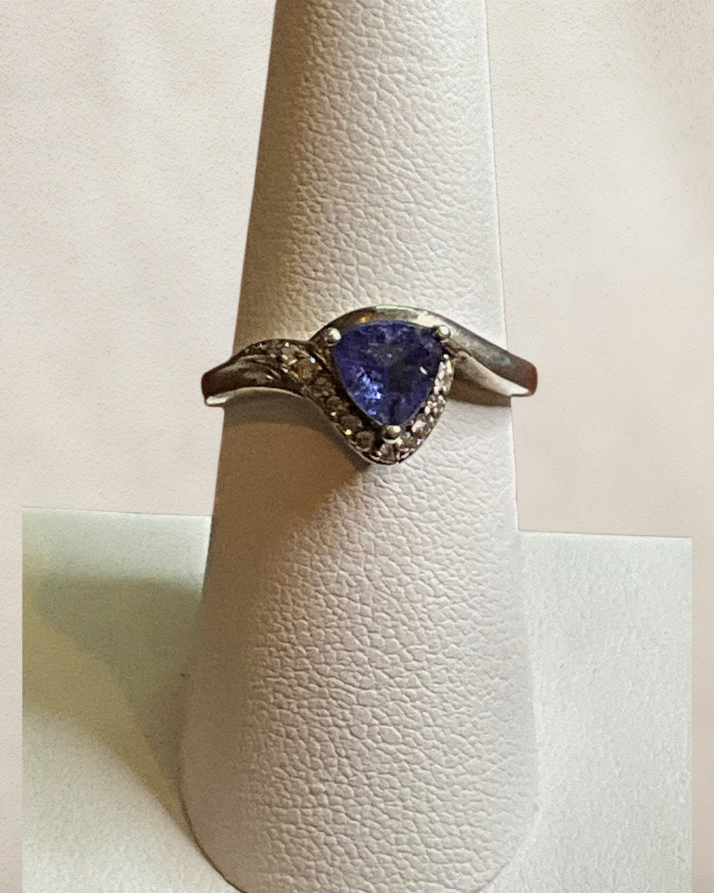 Trillion Cut Tanzanite and Natural Diamond Ring - Estate Sale (Great Condition)