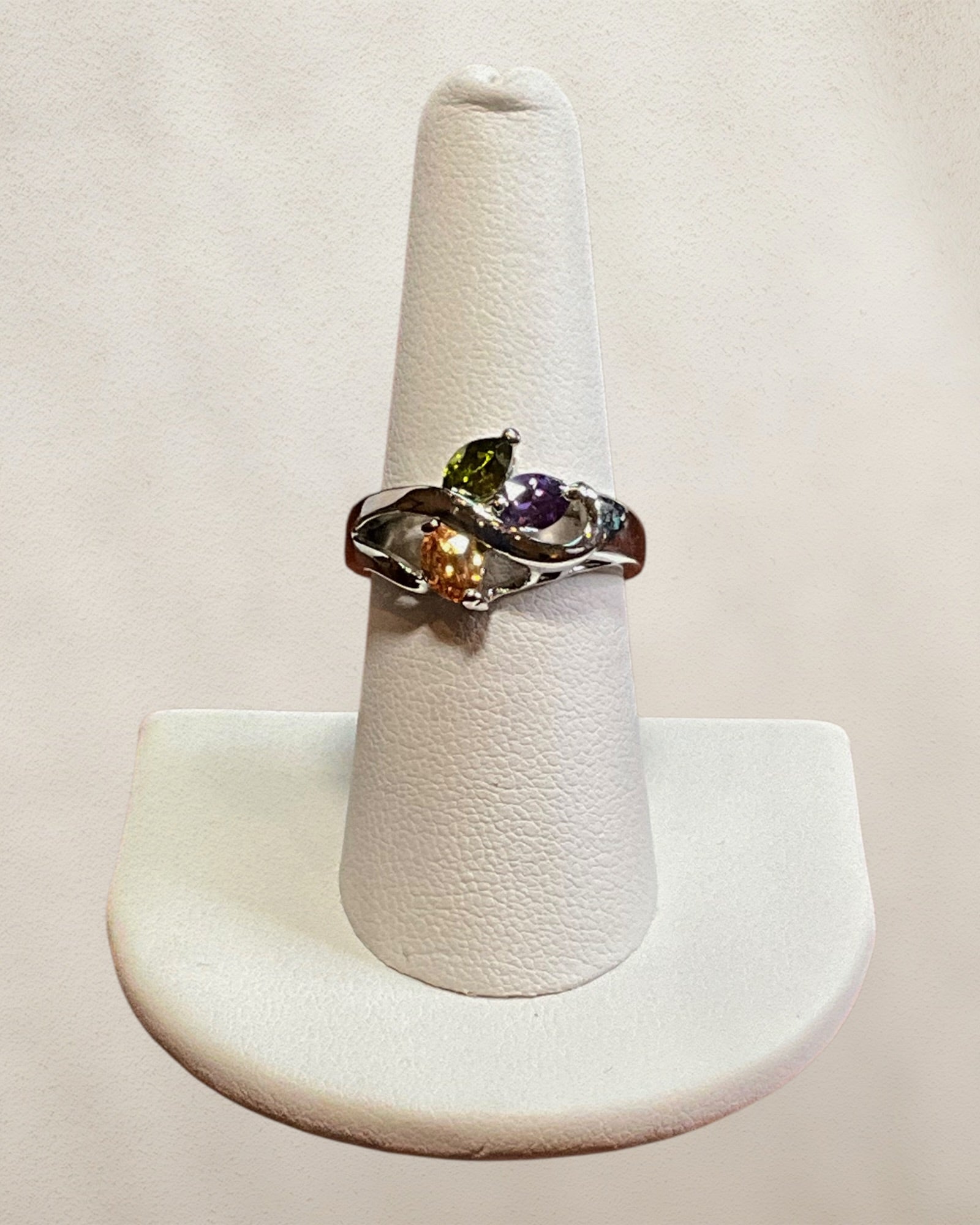 Silver Tone Amethyst, Peridot & Citrine Gemstone Ring - Estate Sale (Great Condition)