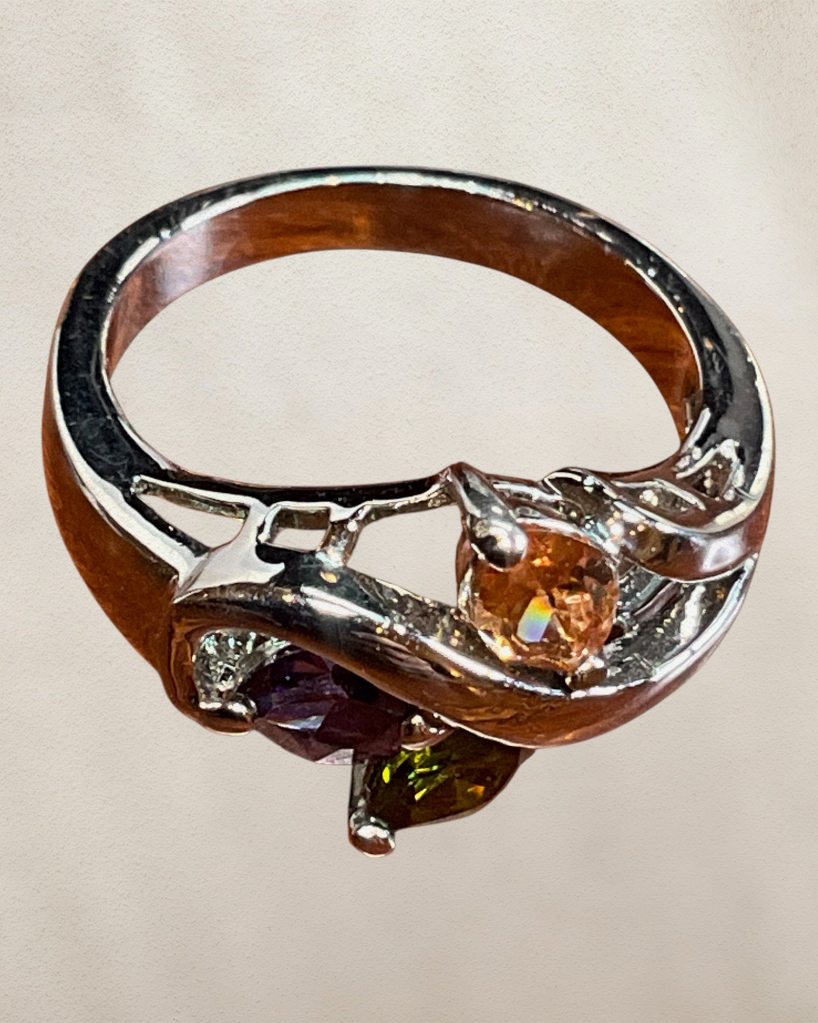 Silver Tone Amethyst, Peridot & Citrine Gemstone Ring - Estate Sale (Great Condition)