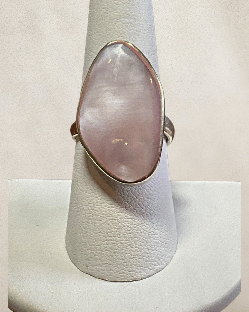 Silver Tone Flat Stacker Mother of Pearl Ring - Estate Sale (Great Condition)
