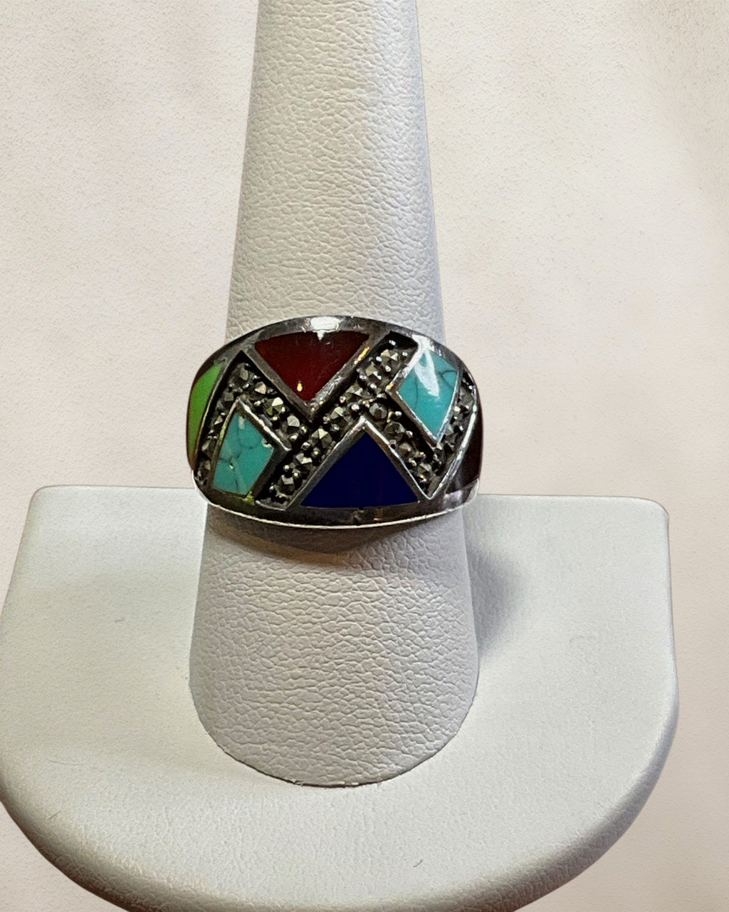 Sterling Silver Vintage Multi stone Ring with Natural Blue Turquoise, Lapis Lazuli, Gaspeite, Red Jasper, Black Onyx and White Topaz - Estate Sale (Great Condition)