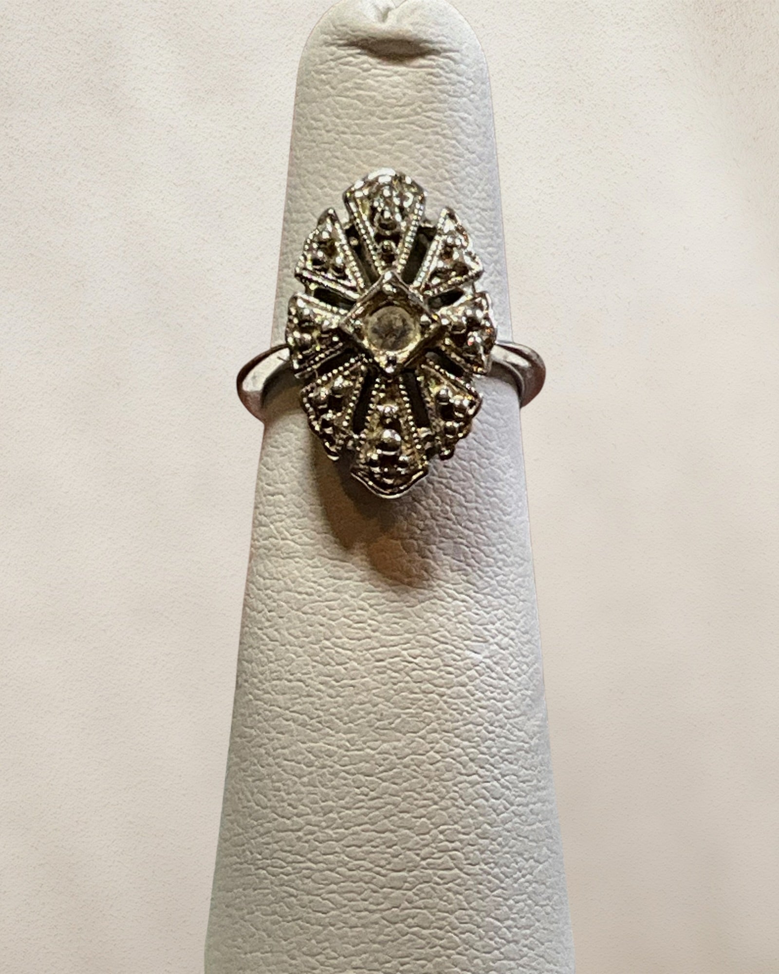 Vintage 1980 Avon Chesterfield Ring Size 6 Faux Marcasite Silver Tone - Pre-Loved