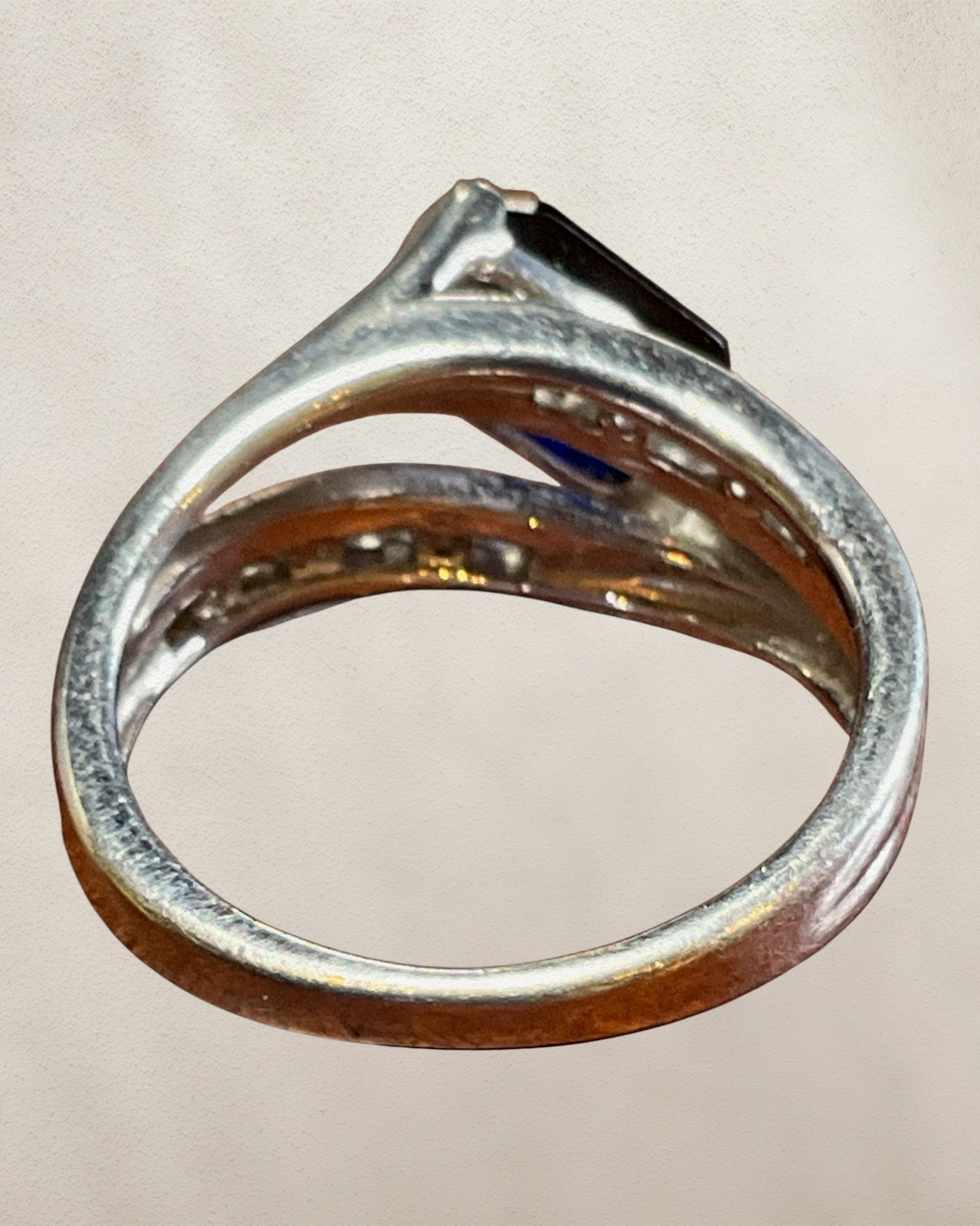 Sterling Silver Blue Sapphire & White Topaz Gemstone Ring - Estate Sale (Great Condition)