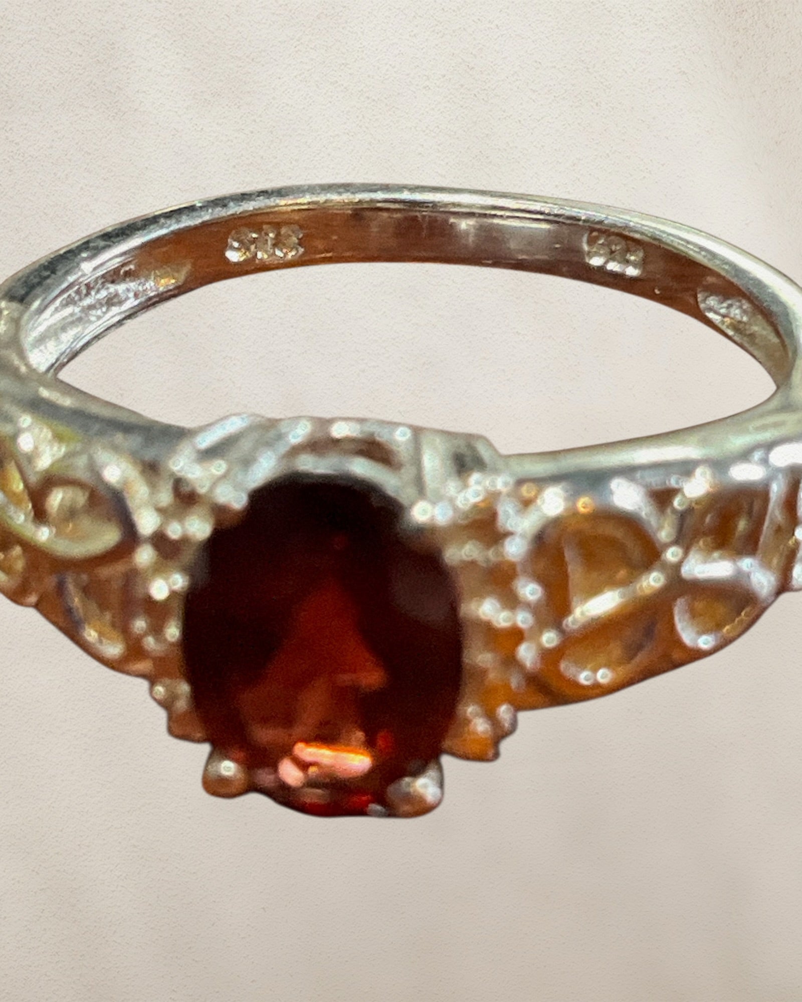 Sterling Silver Garnet Gemstone Ring - Estate Sale (Great Condition)