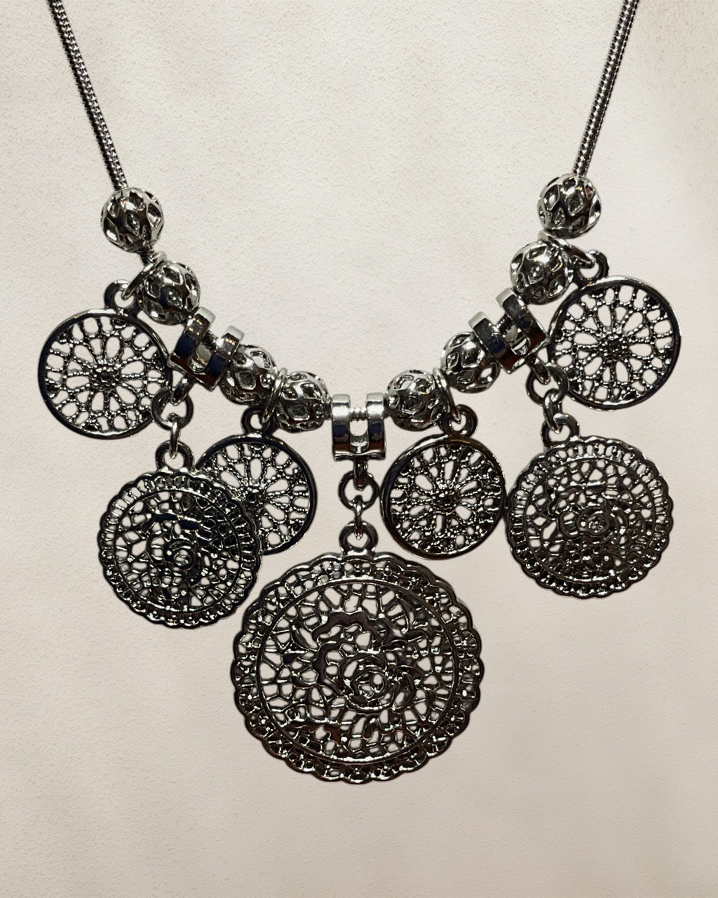 Lia Sophia Silver Tone Necklace - Estate Sale (Great Condition)