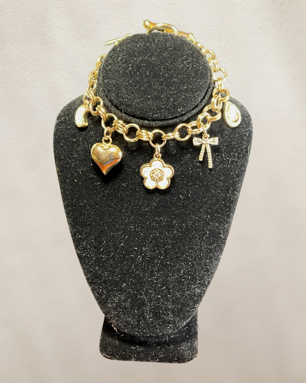 Luna Norte Gold Tone Charm Bracelet - Estate Sale (Great Condition)