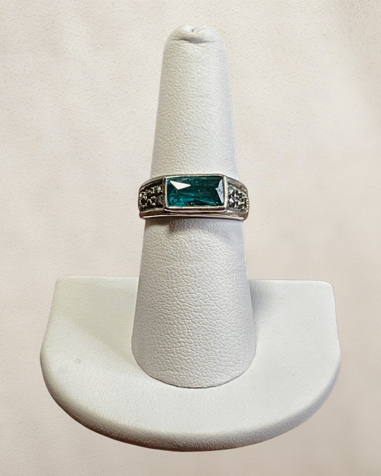 Sterling Silver Blue Topaz CZ Ring - Estate Sale (Great Condition)