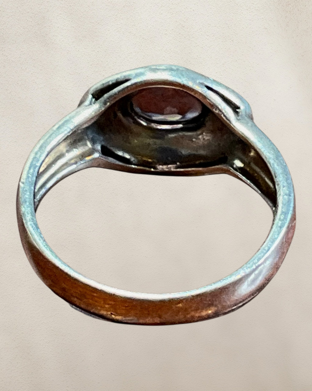 Sterling Silver Amethyst Gemstone Ring - Estate Sale (Great Condition)
