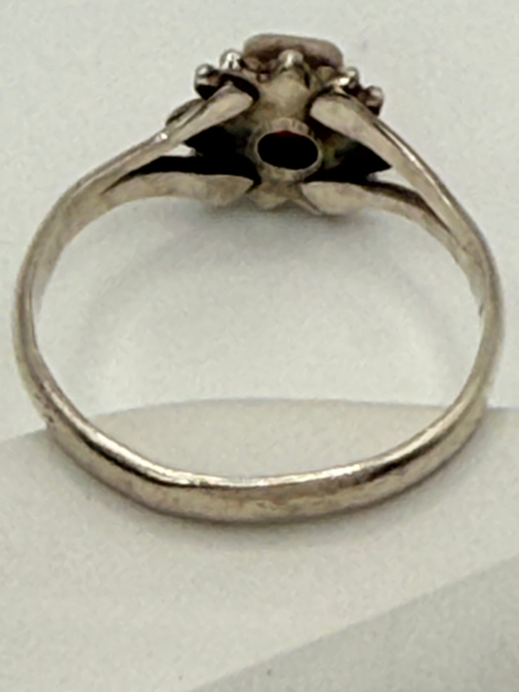 Sterling Silver Garnet Ring - Estate Sale (Great Condition)