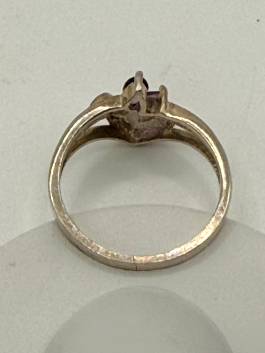 Sterling Silver Amethyst Ring - Estate Sale (Great Condition)