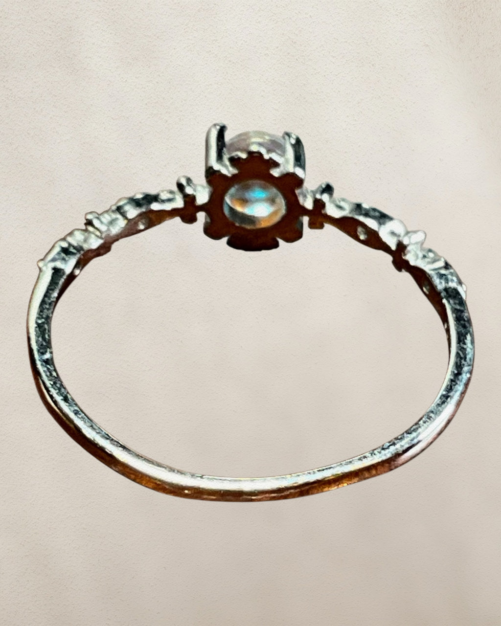 Sterling Silver Rainbow Moonstone Gemstone Ring size 7 - Estate Sale (Great Condition)