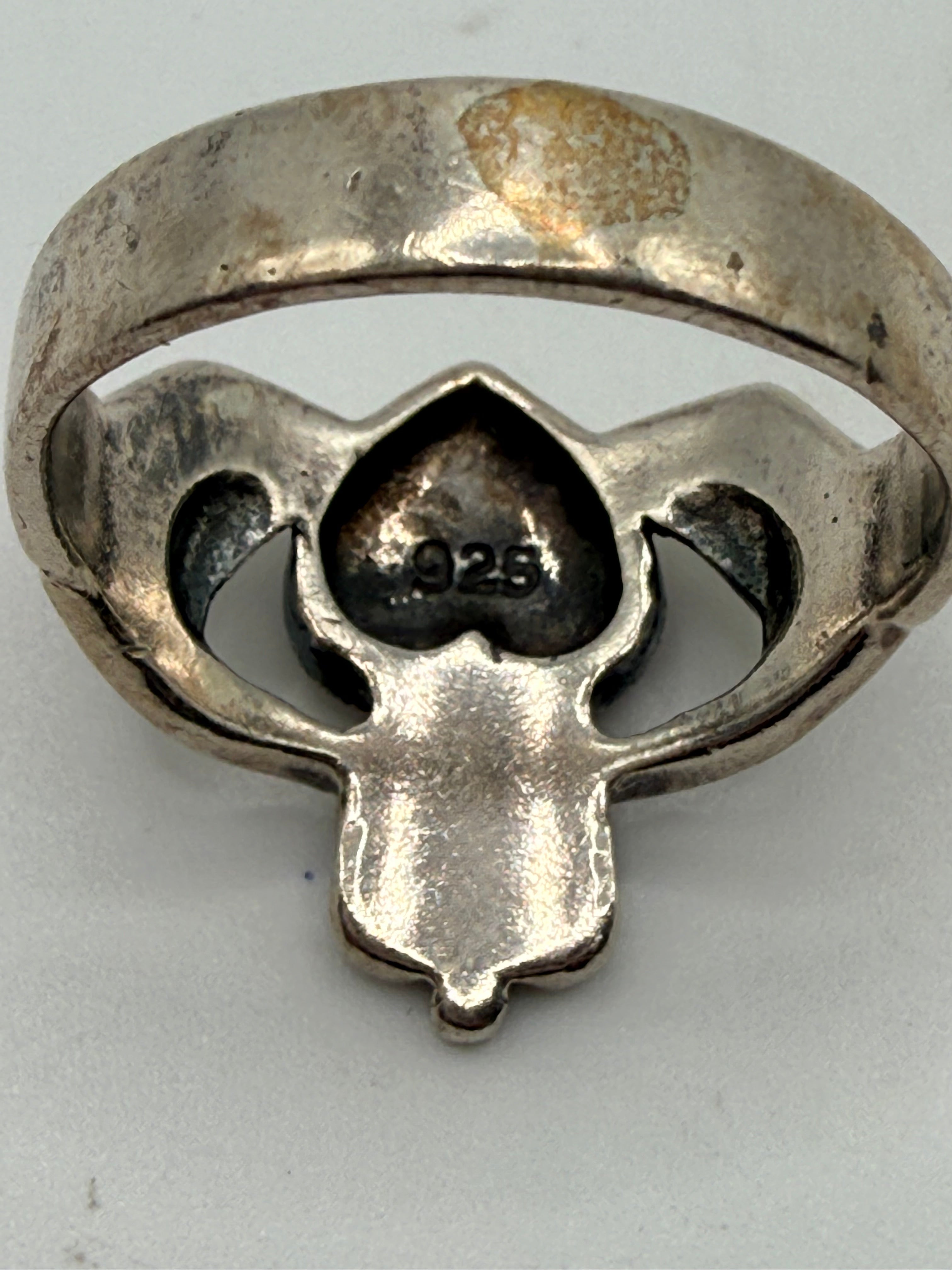 Sterling Silver Claddaugh Ring - Estate Sale (Great Condition)