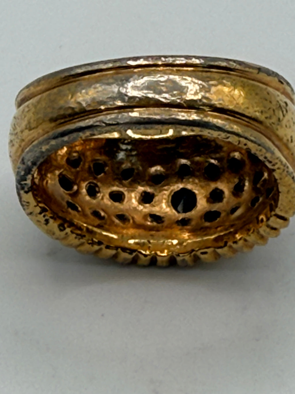 Blue Sapphire in Gold Over Sterling Silver - Estate Sale (Great Condition)