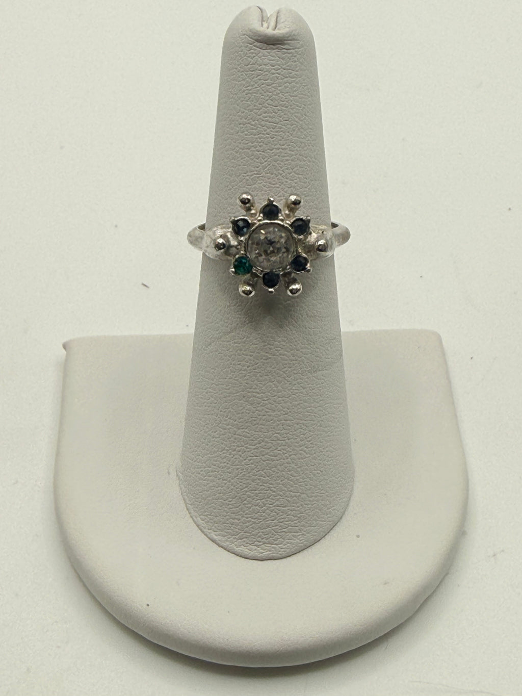 Avon Starsong Clear and Blue Sapphire Colored Ring - Estate Sale (Great Condition)