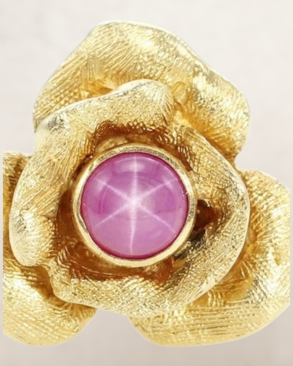 Vintage 1950s 14K Gold Rose Blossom Ring with Synthetic Lind Star Sapphire - Estate Sale (Good Condition)