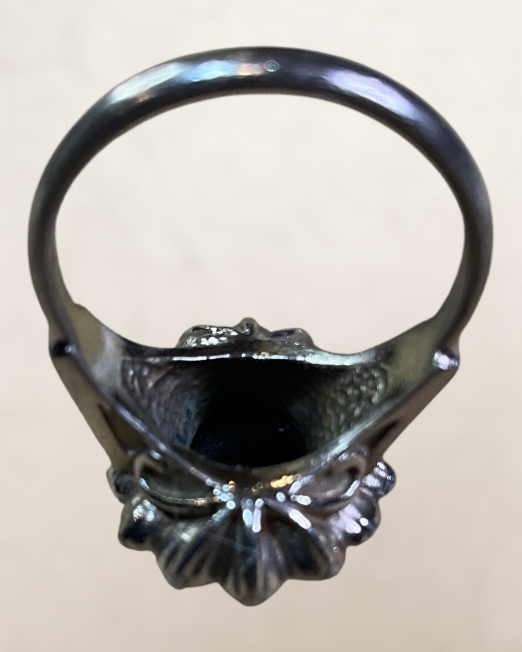 Vintage Avon Silver-tone Ring Featuring a Large Oval Black Stone Surrounded by 14 smaller White Rhinestones Estate Sale (Great Condition)