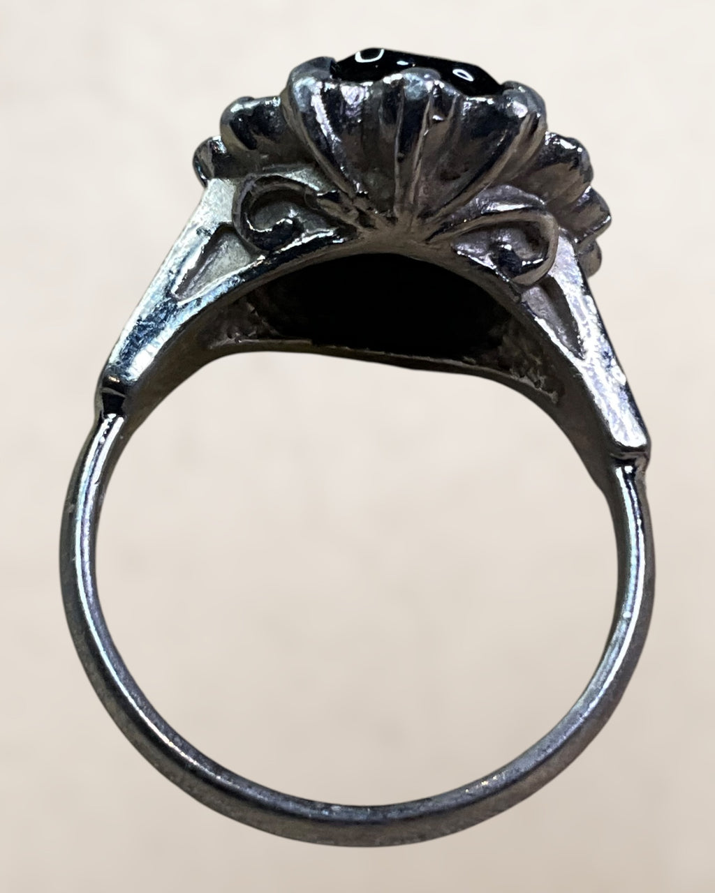 Vintage Avon Silver-tone Ring Featuring a Large Oval Black Stone Surrounded by 14 smaller White Rhinestones Estate Sale (Great Condition)