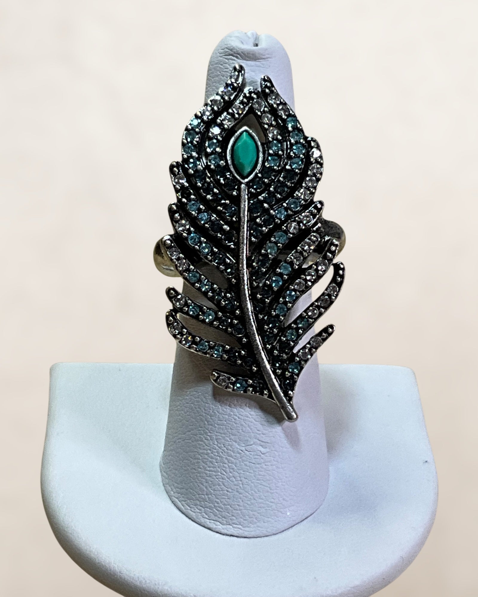 Lucky Brand Antiqued Silver Tone Feather Statement Ring - Estate Sale (Great Condition)