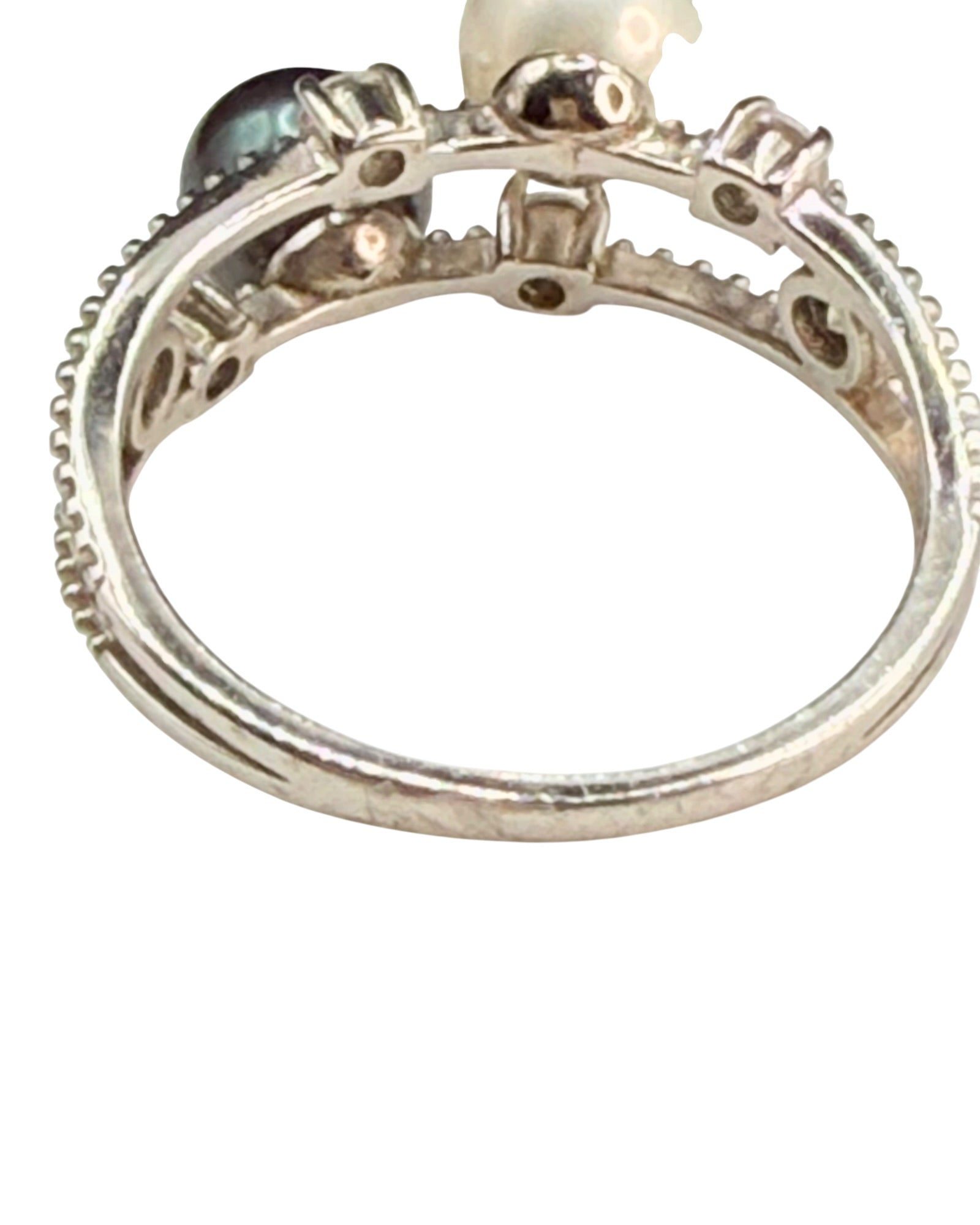 Sterling Silver Black and White Pearl Cubic Zirconia Ring - Estate Sale (Great Condition)