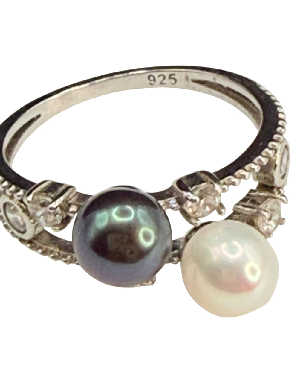 Sterling Silver Black and White Pearl Cubic Zirconia Ring - Estate Sale (Great Condition)