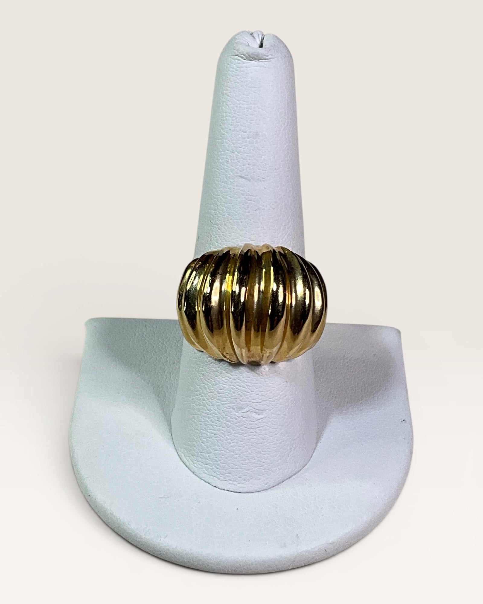 Vintage Seta Gold Tone Ribbed Dome Cocktail Ring - Estate Sale (Great Condition)