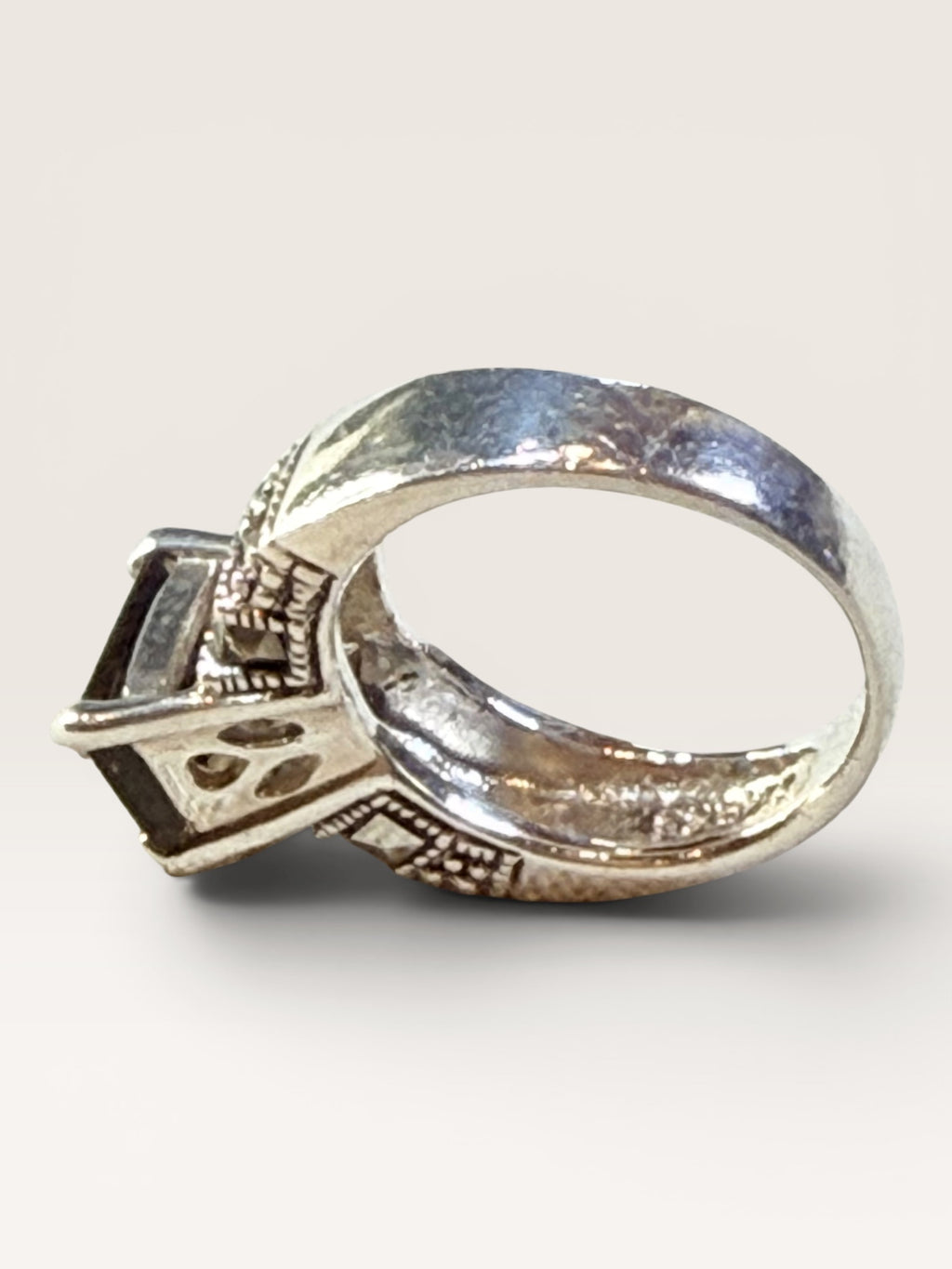 Sterling Silver Marcasite & Smokey Topaz Gemstone Ring - Estate Sale (Great Condition)