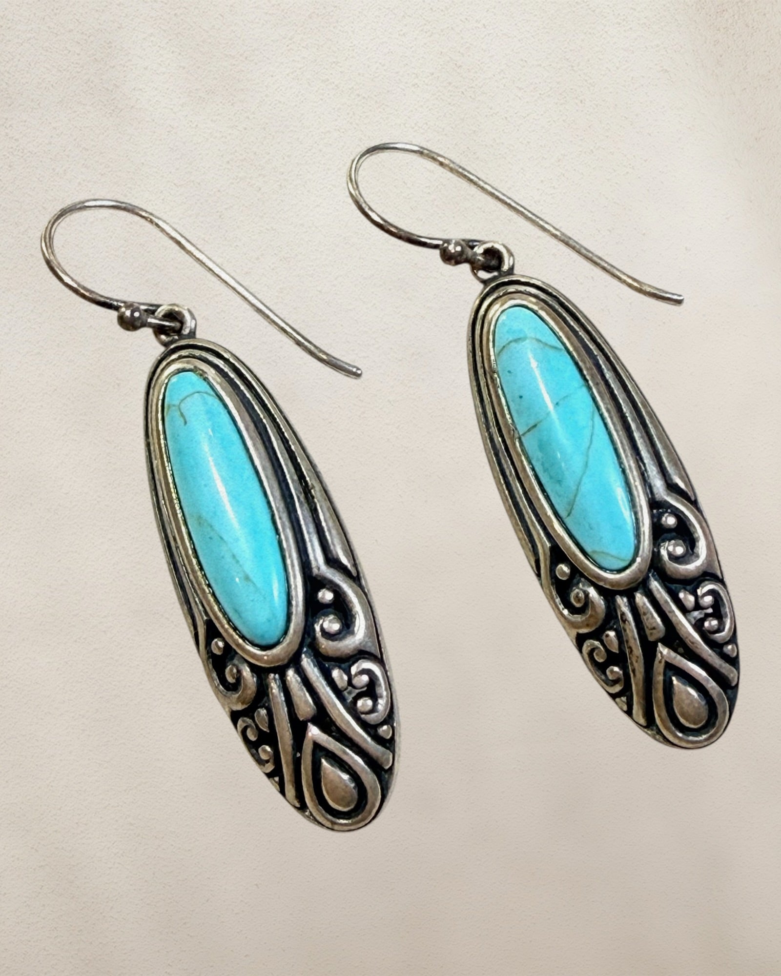 Sterling Silver Turquoise Dangle Earrings - Estate Sale (Great Condition)