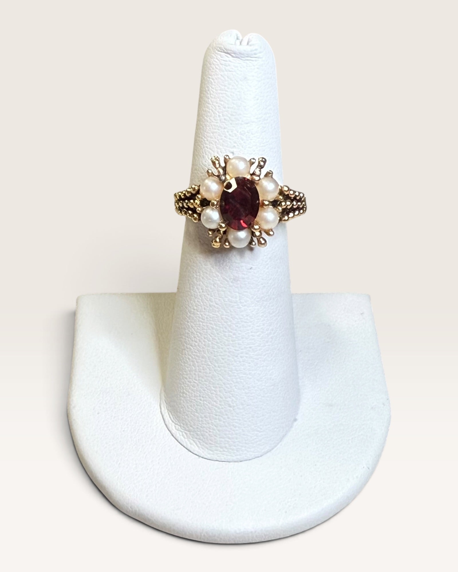 Vintage Avon Ring 1973 ROSEGLOW Ring Red Rhinestone Ruby Garnet Pearls Gold tone Adjustable - Pre-Loved
