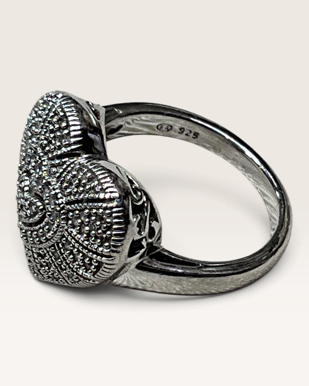 925 Sterling Silver Real Round-Cut Diamond Heart Ring - Pre-Loved