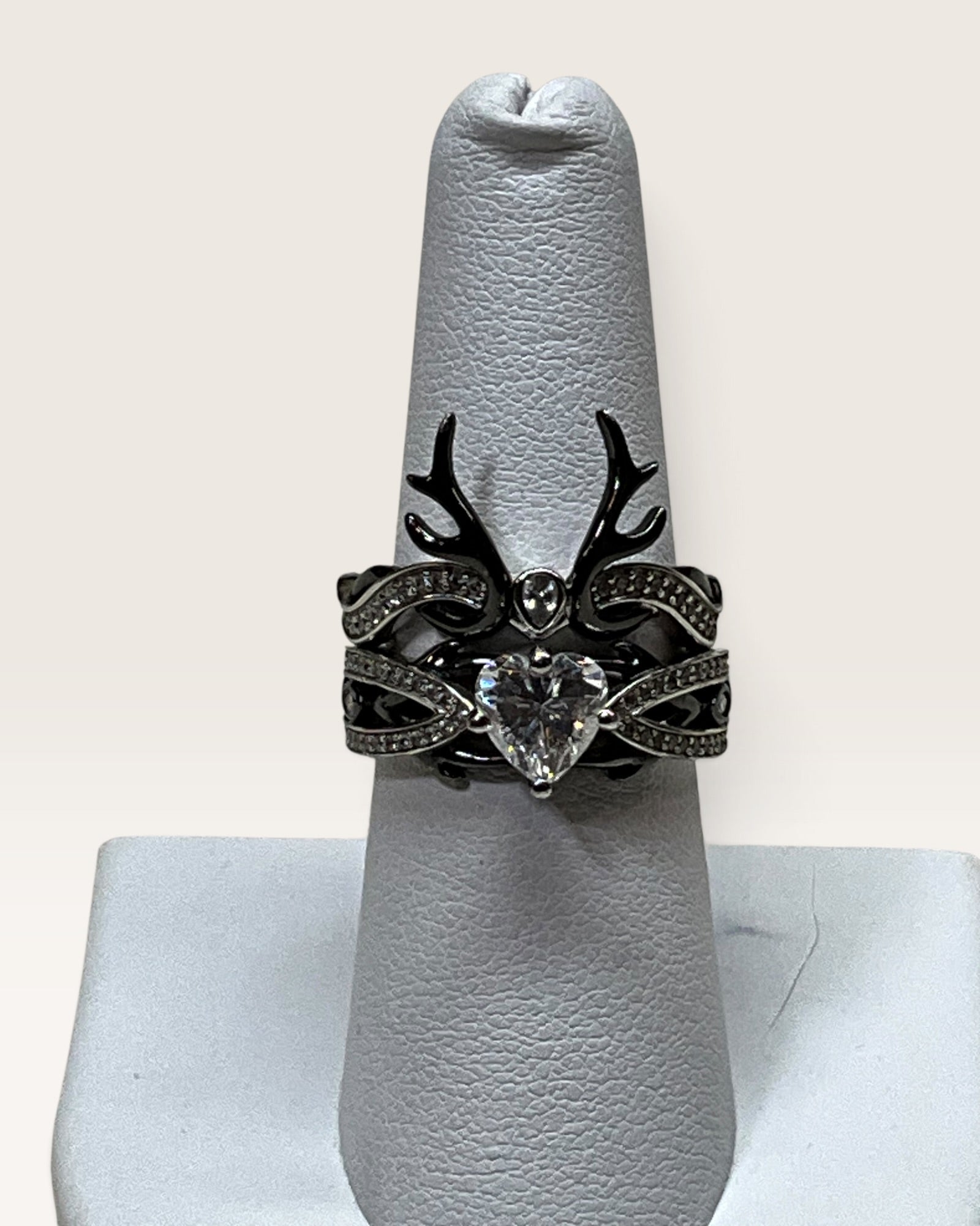 Silver & Stone Jewels Beautiful Deer Antler Wedding & Engagement Ring Set Heart Cut CZ Bridal Ring - Pre-Loved