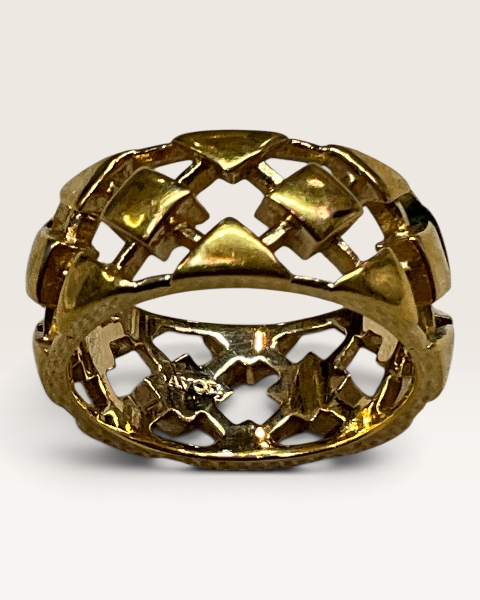 Vintage Avon Gilded Trellis Ring - Pre-Loved