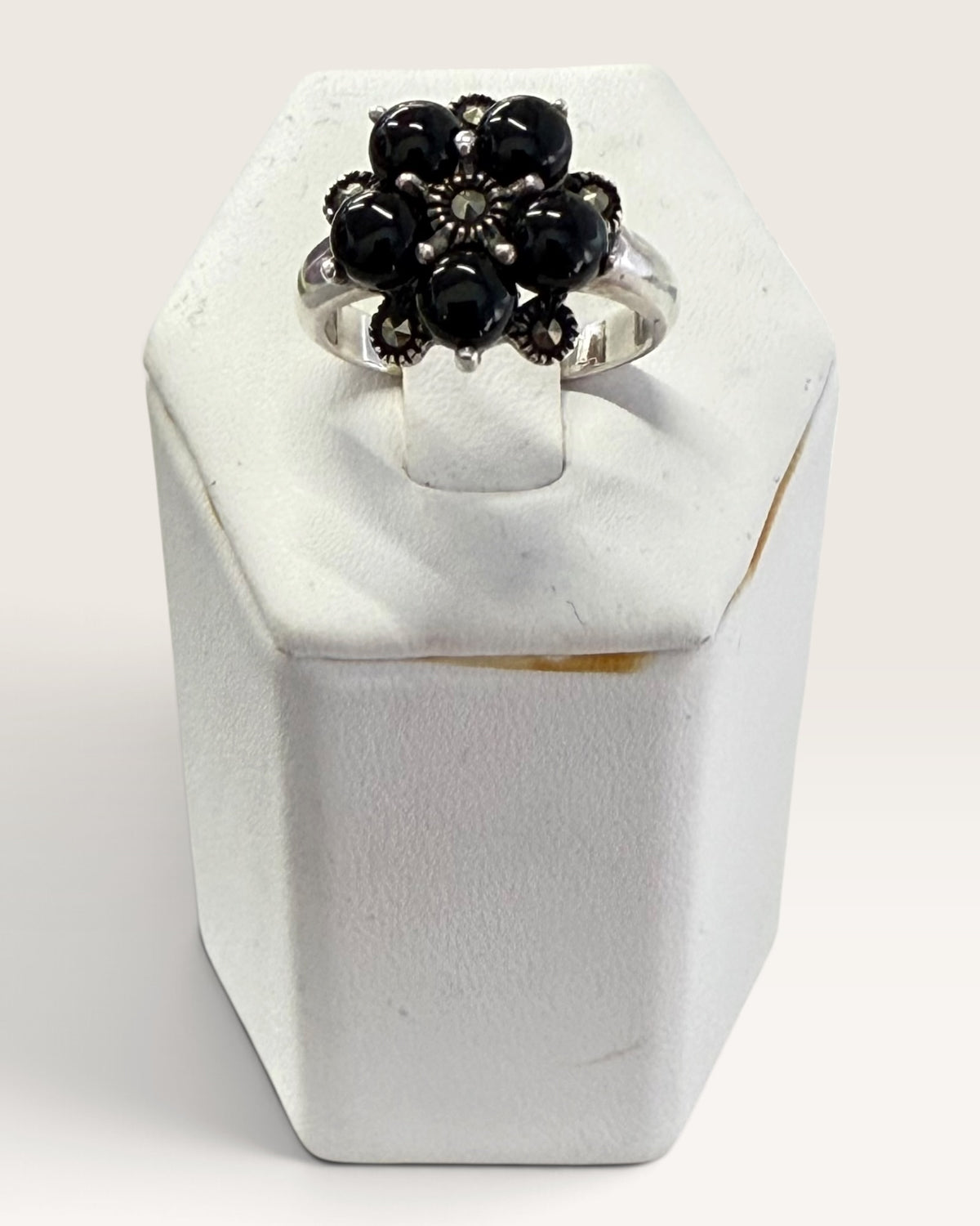 Sterling Silver Black Onyx & Marcasite Gemstone Ring - Pre-Loved