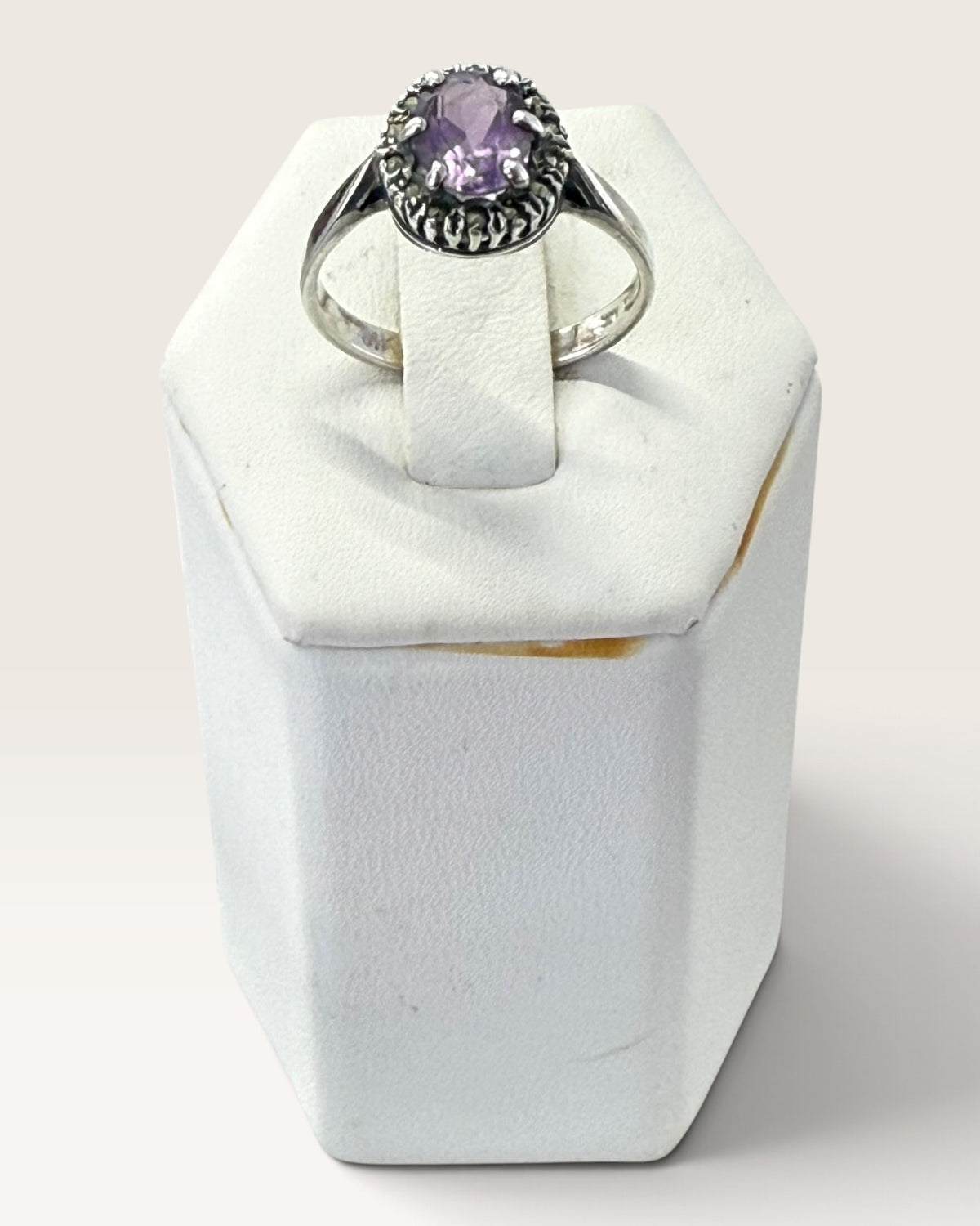 Sterling Silver Amethyst Gemstone Ring - Pre-Loved