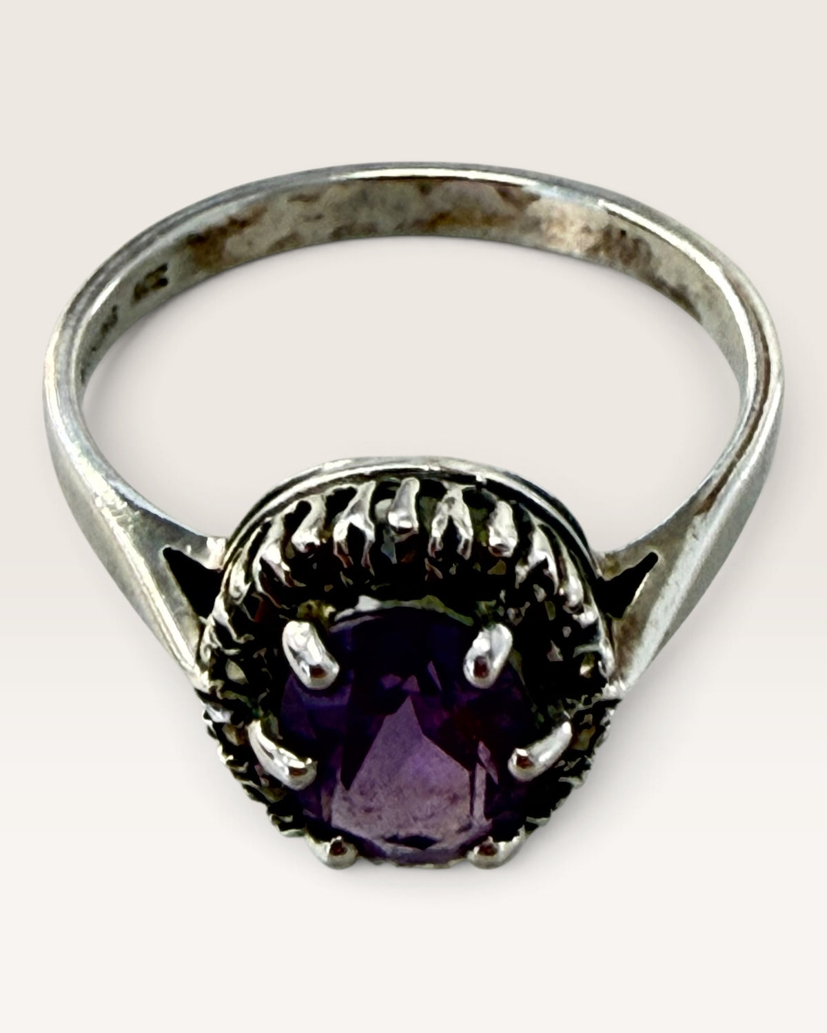 Sterling Silver Amethyst Gemstone Ring - Pre-Loved