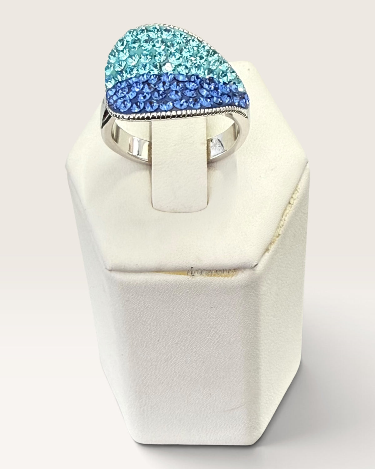 Danbury Mint Royal Blue & Light Blue Cubic Zirconia Ring - Pre-Loved
