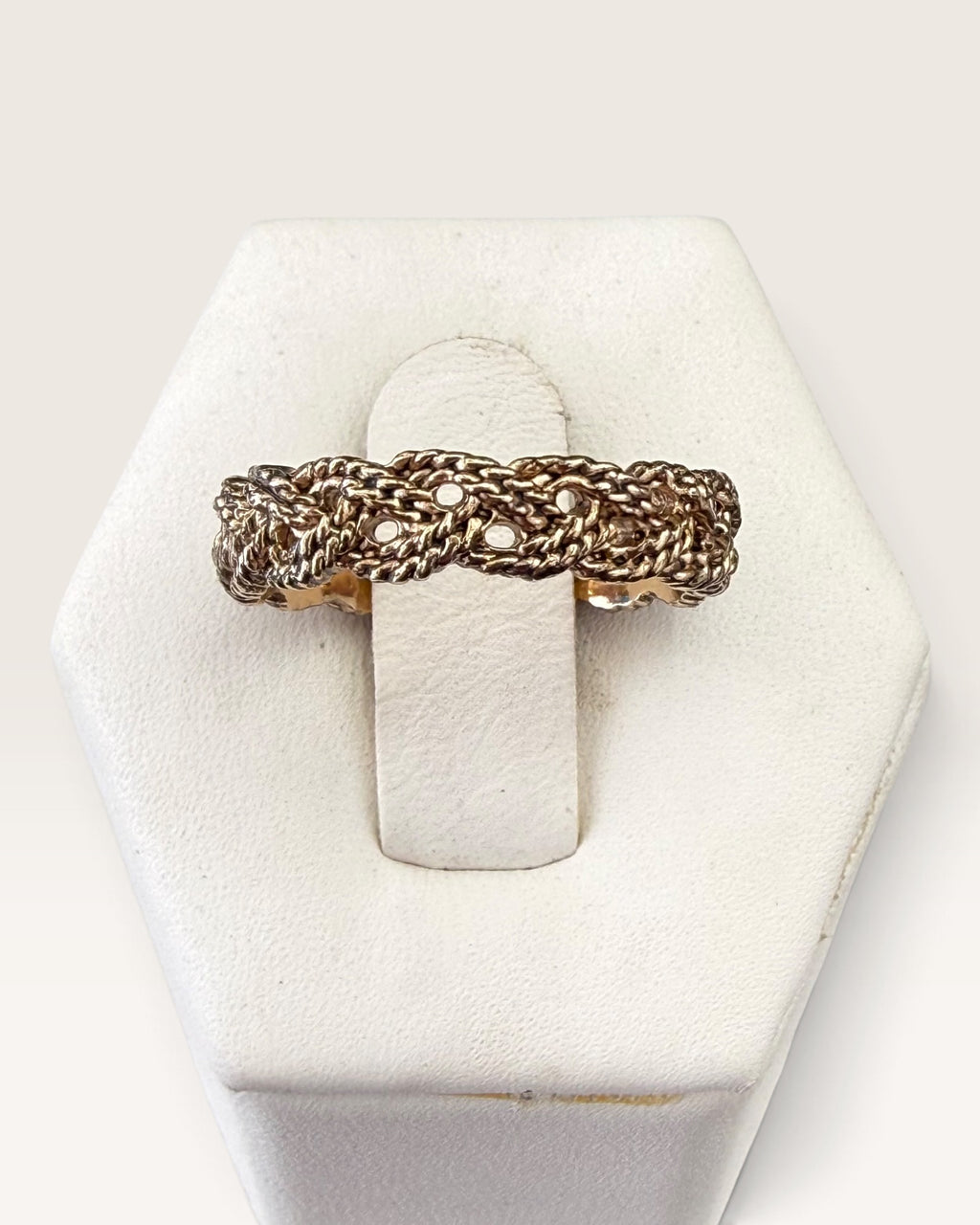 1982 Avon Braided Gold Tone Twist Ring - Pre-Loved