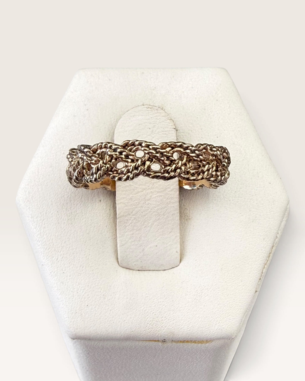 1982 Avon Braided Gold Tone Twist Ring - Pre-Loved