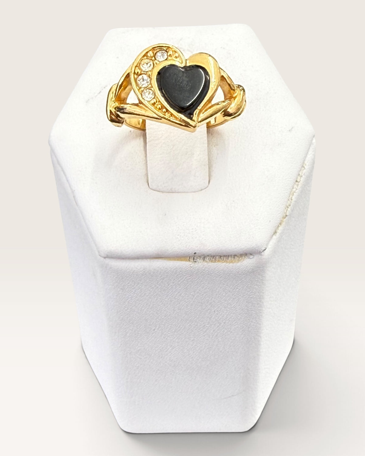 Avon Black Onyx and Cubic Zirconia Gold Tone Heart Ring - Pre-Loved