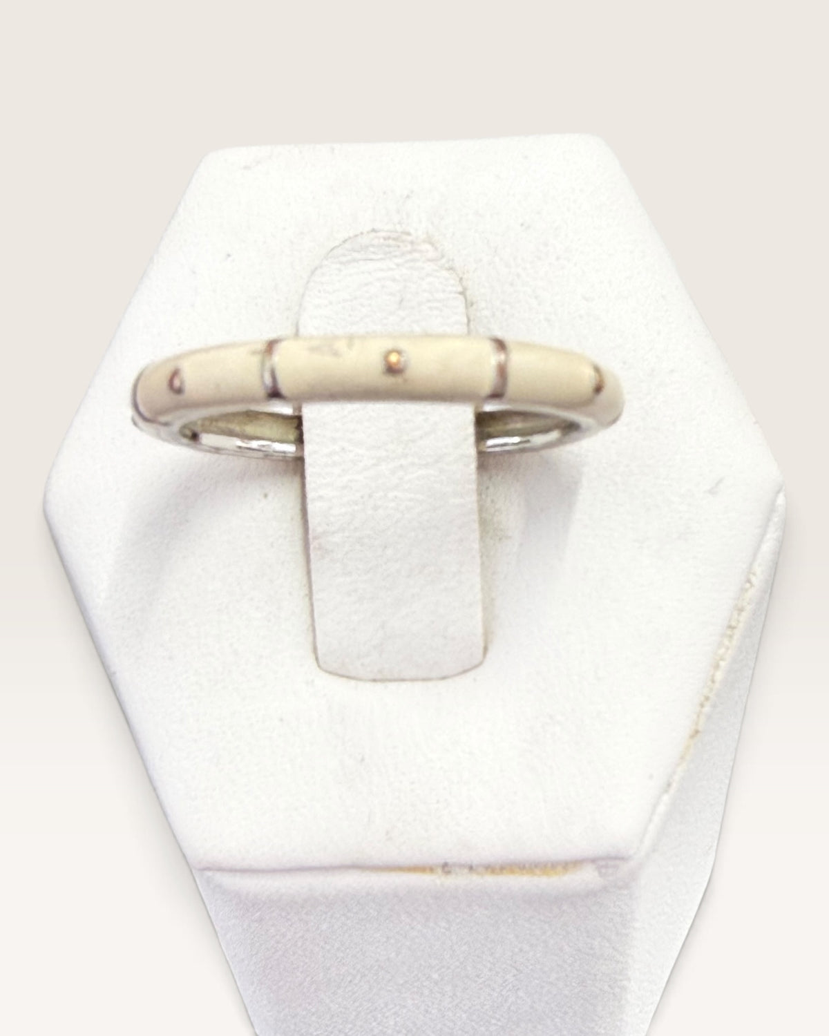 Premier Designs White Enamel Silver Tone Ring - Pre-Loved