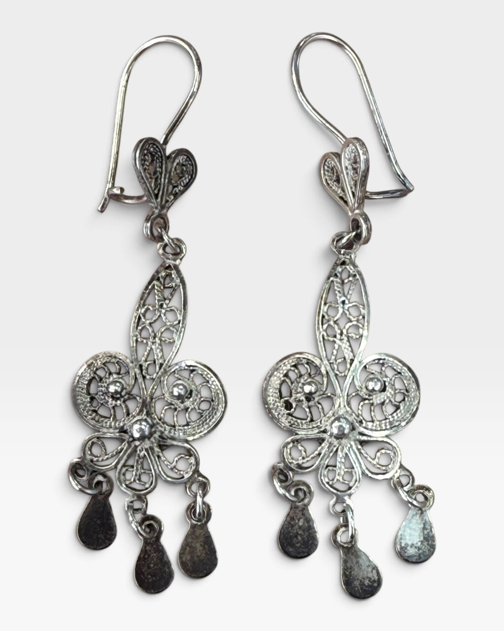 D&S Turkey Sterling Silver Chandelier Earrings Fleur-de-Lis Filigree - Pre-Loved