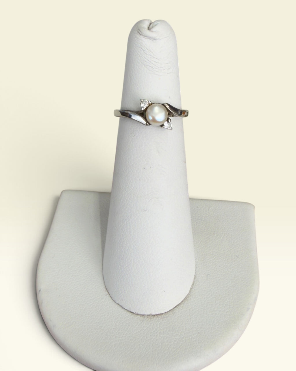 Sterling Silver Pearl & CZ Ring - Pre-Loved