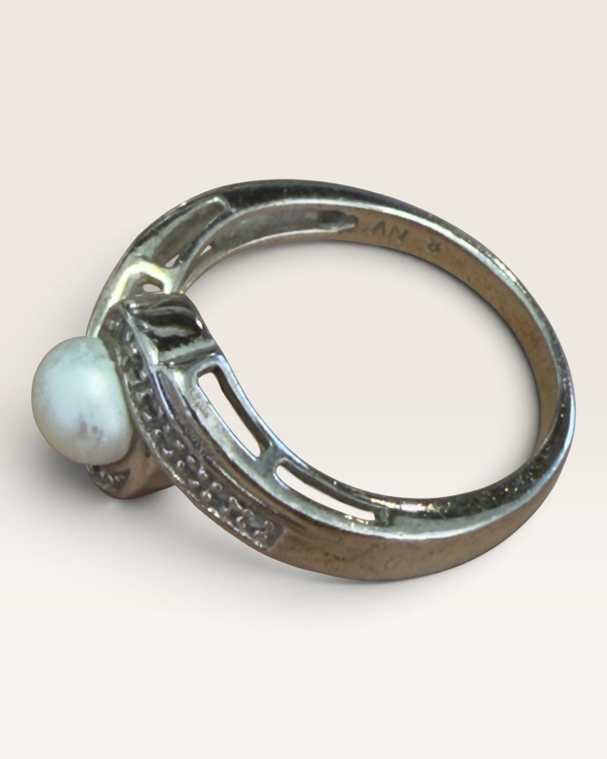 Nevada Silver Mine Sterling Silver Akoya Pearl Ring - Pre-Loved