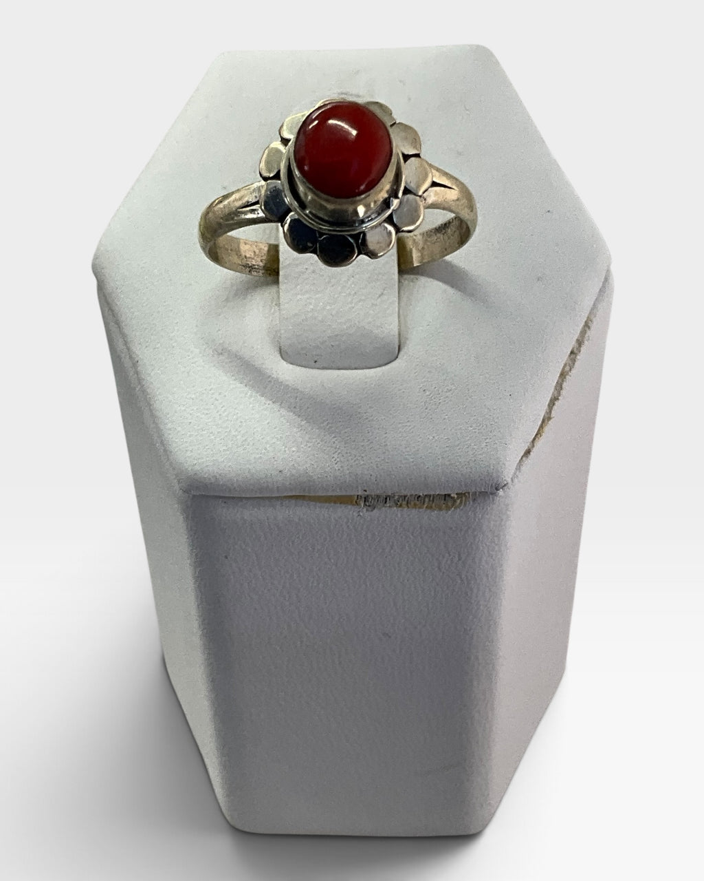 Sterling Silver Flower Design Coral Gemstone Ring - Pre-Loved