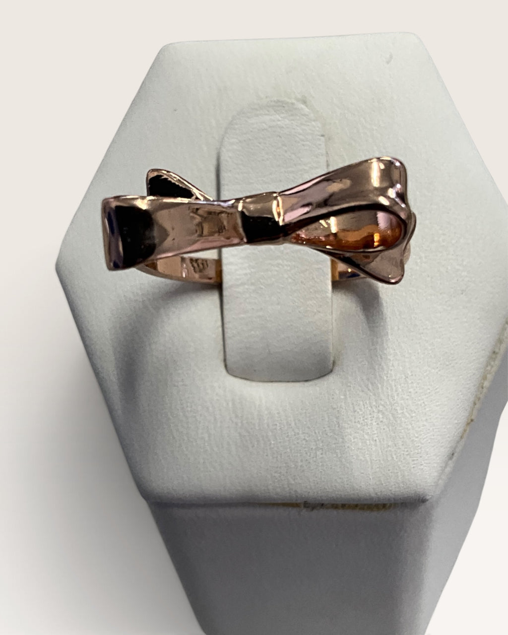 Kate Spade Skinny Bow Rose Gold Tone Ring - Pre-Loved
