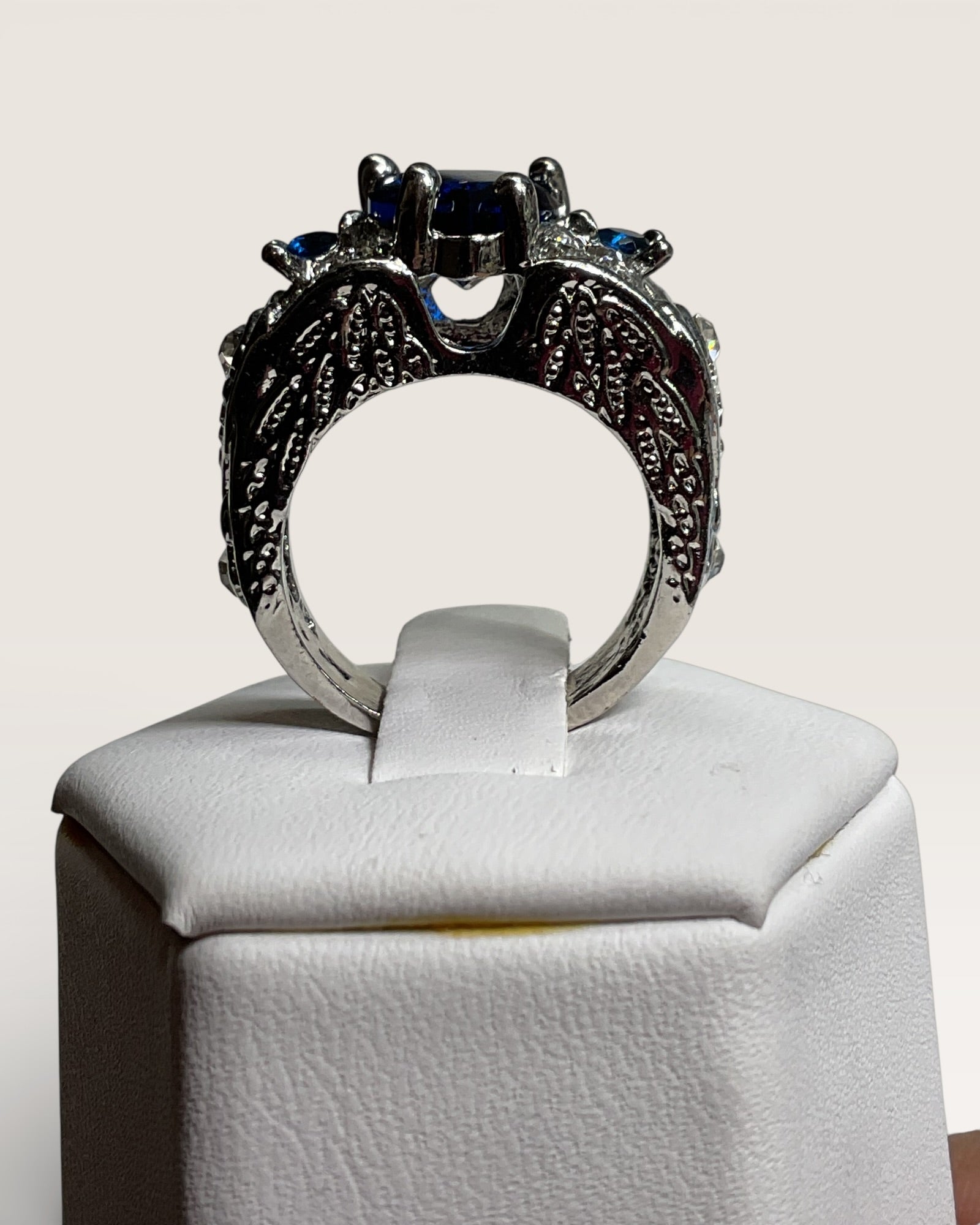 Lab Sapphire Ring - Estate Sale (Great Condition)