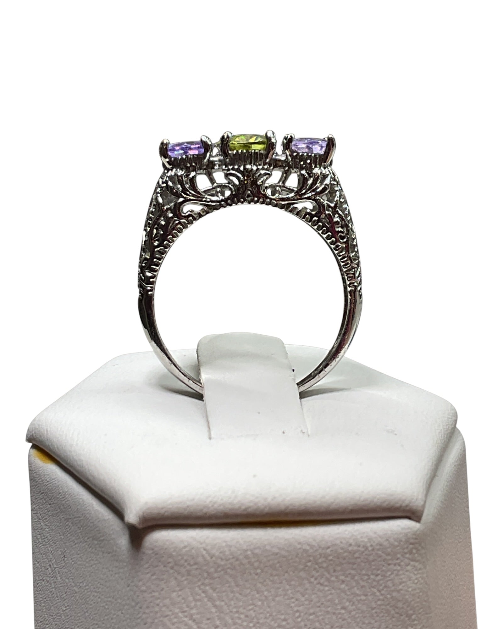Peridot and Amethyst Sterling Silver Ring - Estate Sale (Great Condition)