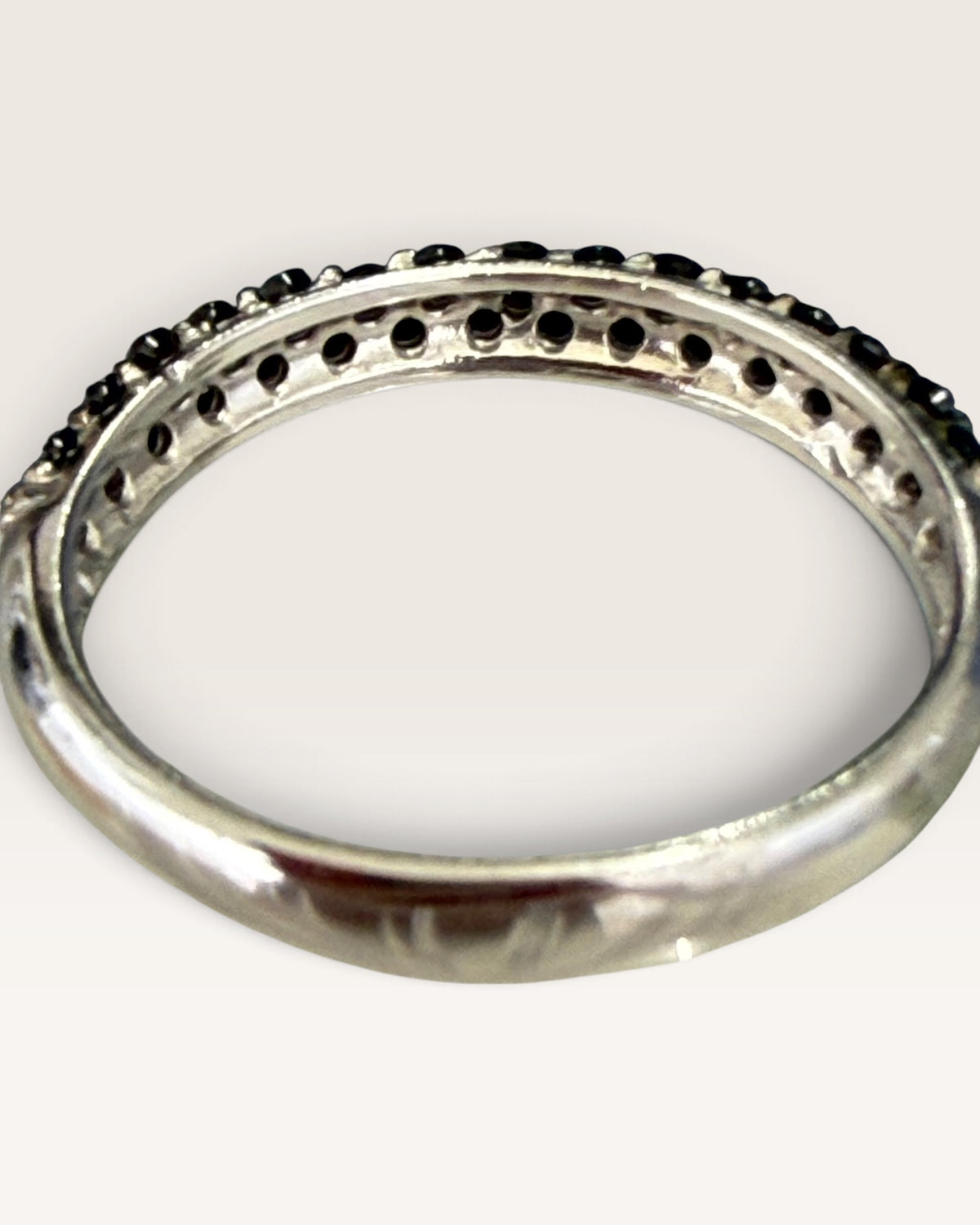 Sterling Silver Black Spinel Gemstone Ring - Pre-Loved